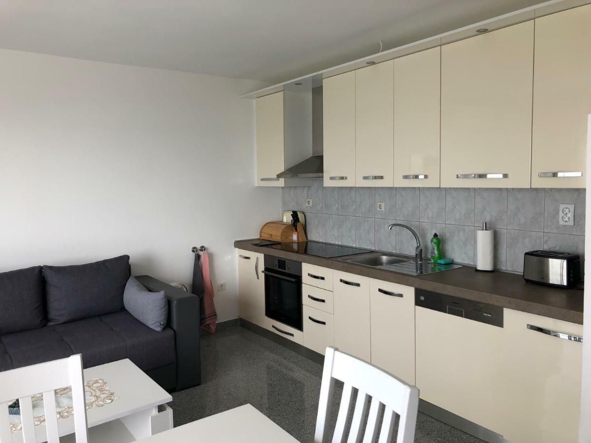Apartments Diana Шмирка Екстер'єр фото